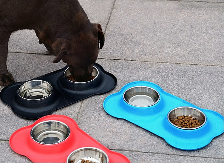 Pet Bone Silicone Double Bowl – Non-Slip, Foldable & Easy to Clean