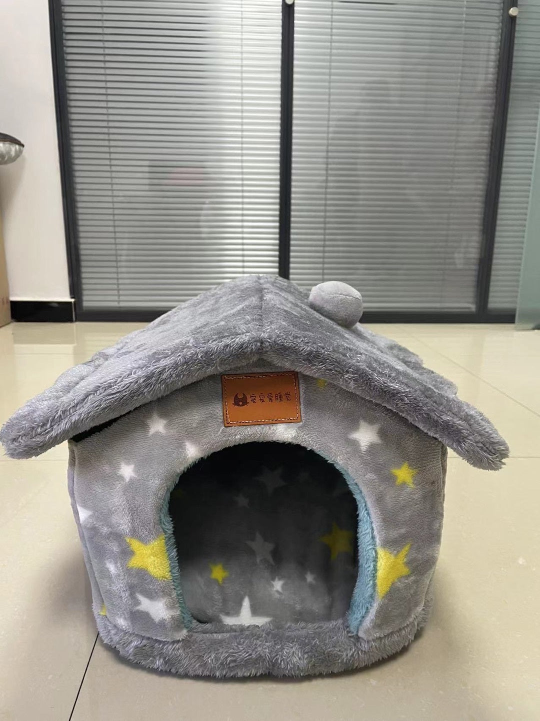 Foldable Enclosed Cave Warm Winter Bed Pet House for Cats & Dogs